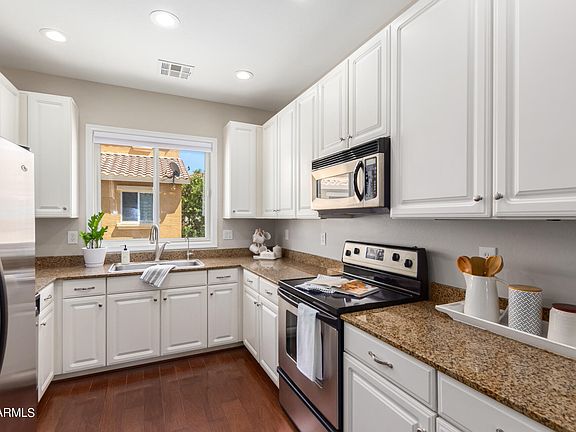 4th image of 4210 E JASPER Drive