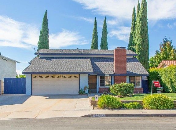 3rd image of 2233 Summerpark Ct