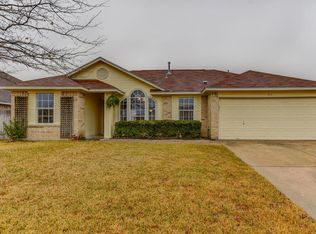611 Maplecreek Dr, Leander, TX 78641