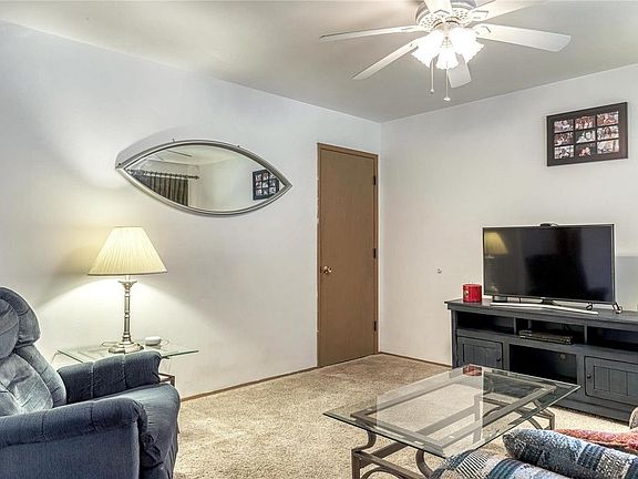 4th image of 2408 Wescreek Dr
