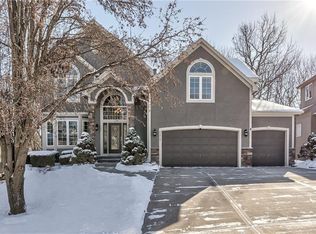 22717 W 44th St, Shawnee, KS 66226