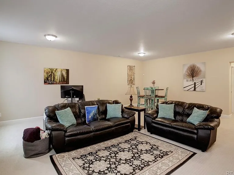 Arrowhead Ct — Photo 1