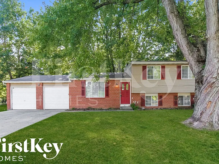 2530 Fairhaven Dr — Photo 1