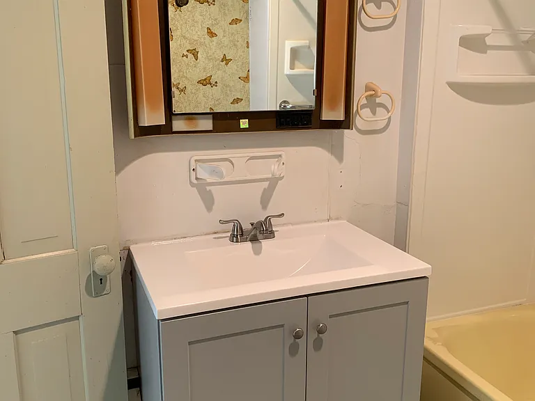 323 1/2 W Galena Ave #1 — Photo 15