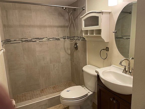 5th image of 6301 58th St N APT 806