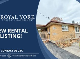 10 Lowell St S #1, Cambridge, ON N1R 5C7