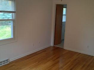255 Caladonia Ave, Akron, OH 44333