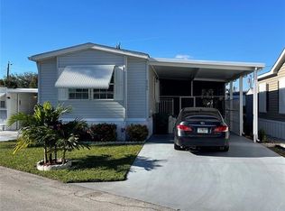 8709 SW 16th Pl, Davie, FL 33324