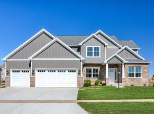 1618 Kassen Ave, Mahomet, IL 61853