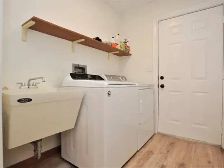 6815 N Lowell Ave — Photo 26
