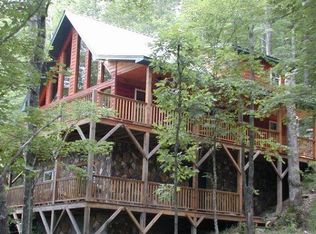 108 Beechwood Rd, Topton, NC 28781