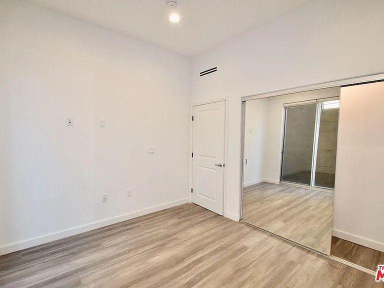 2016 Rodney Dr #103 — Photo 18