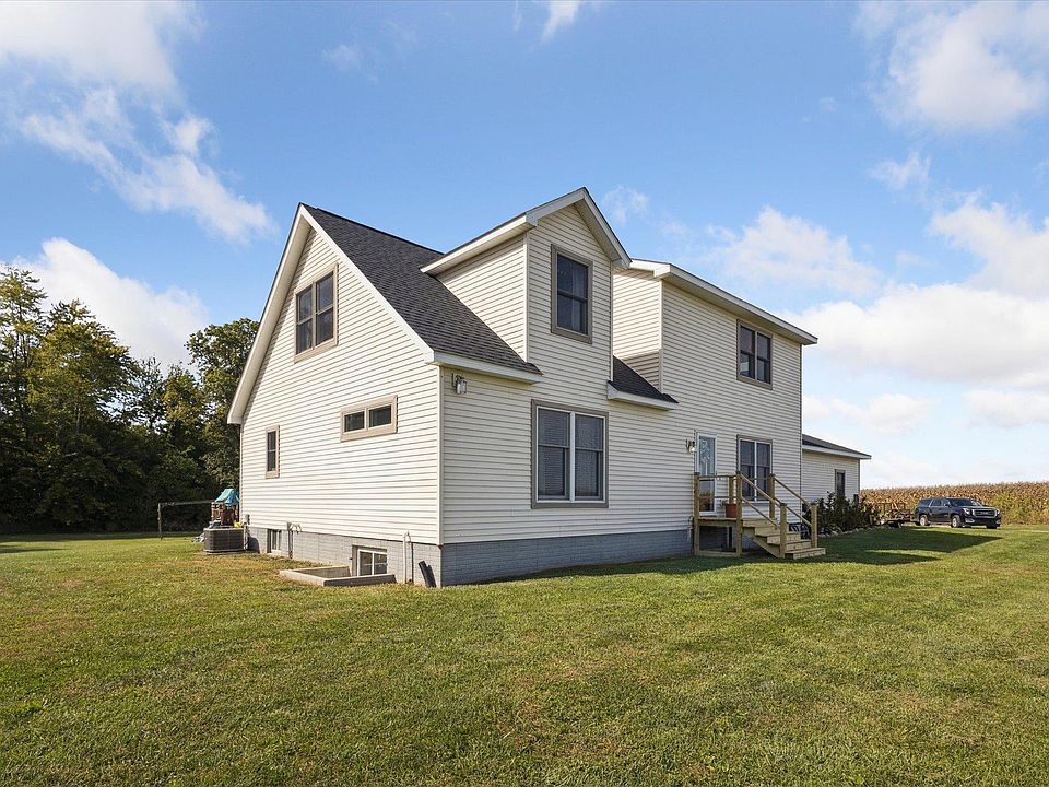 1st image of 127 King Rd