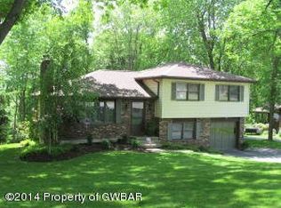 444 Cross Creek Rd, Shavertown, PA 18708