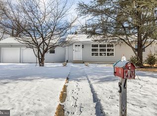 5 Charles Ave, Blackwood, NJ 08012