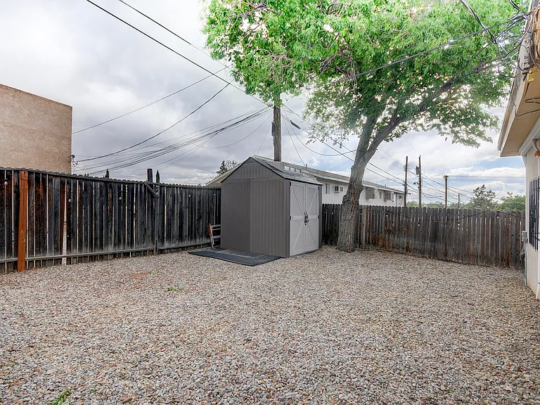 1616 Coal Ave SE #C — Photo 23