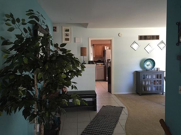 2nd image of 750 W Palm Dr