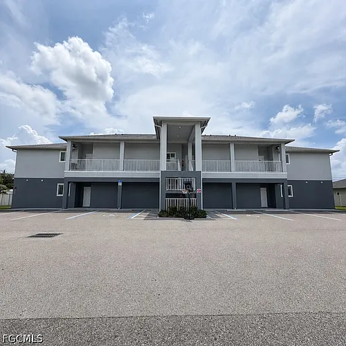 1625 SW 1st Ave #101 Photo 1