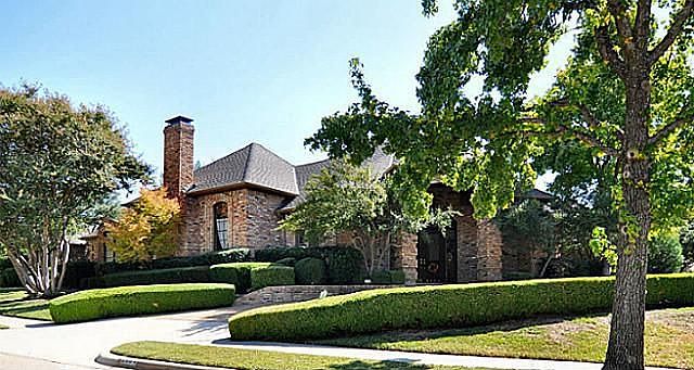 1st image of 2404 Crown Knoll Ln