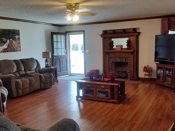 Huge 19 x 23 ft. Living Room