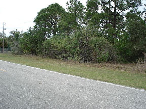 3rd image of 463 Montura Ave