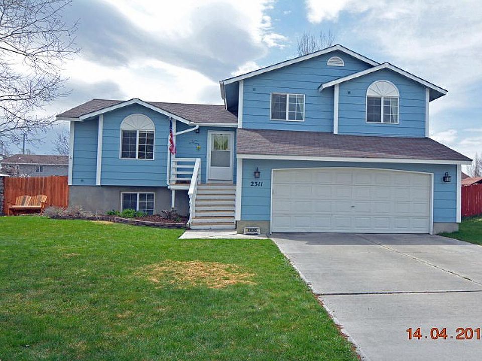 1st image of 2311 Louise Ln