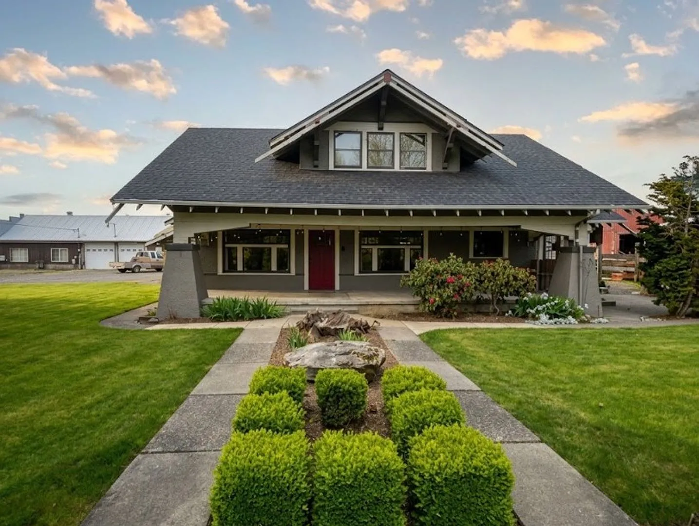 792 East Badger Countryside Home! — Photo 2