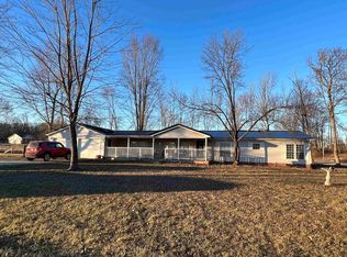 3 Peters Ln, Springville, IN 47462