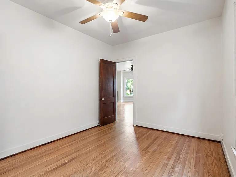 309 Chicago Ave #1 — Photo 10
