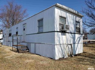 405 S Spring St, Mount Pulaski, IL 62548