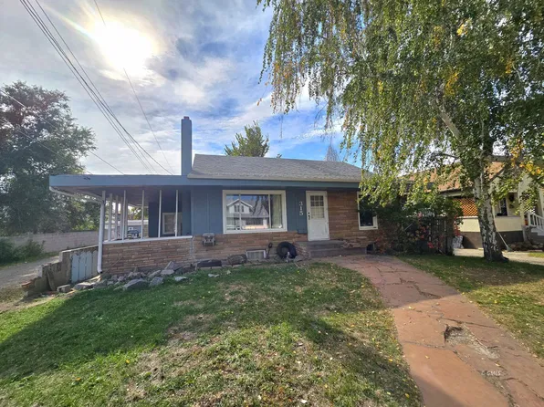 315 W Brennan St, Glendive, MT 59330