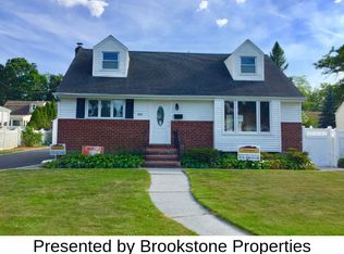 816 Nightingale Rd, West Hempstead, NY 11552