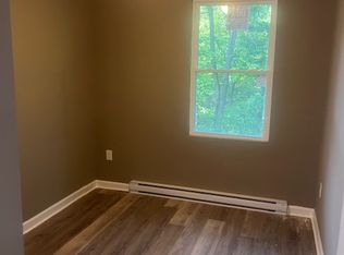 119 E Main St #B, Hancock, MD 21750