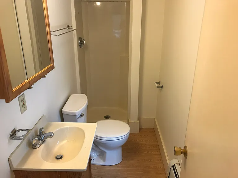 7 Maple St — Photo 3