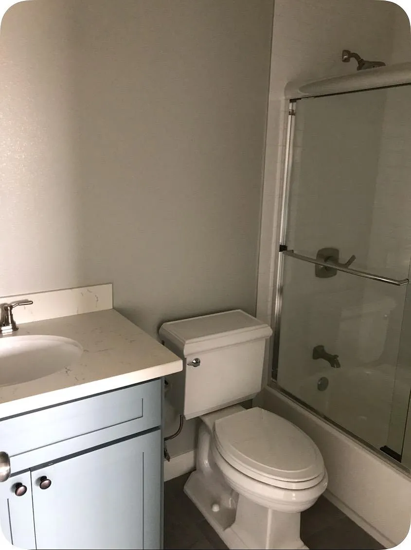 4 bed, 1354 sqft, $3,550 — Photo 2