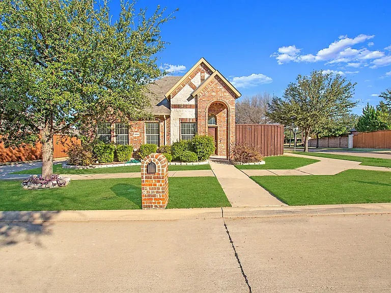 9886 Bell Rock Rd — Photo 2