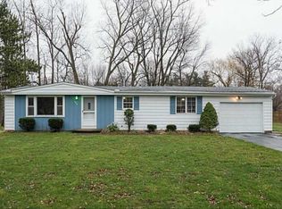 975 Two Rod Rd, Alden, NY 14004