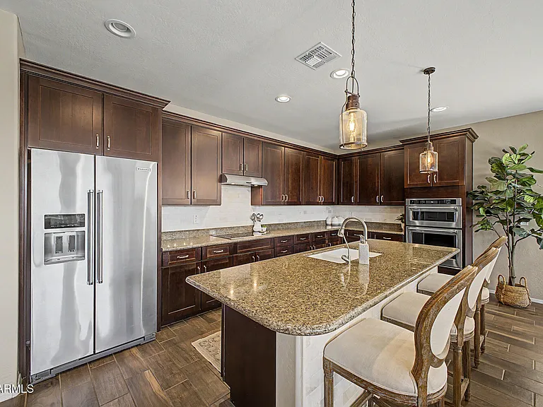 22503 E Calle De Flores — Photo 3