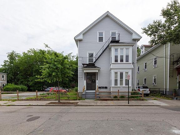 2nd image of 24 Tuxedo Ave