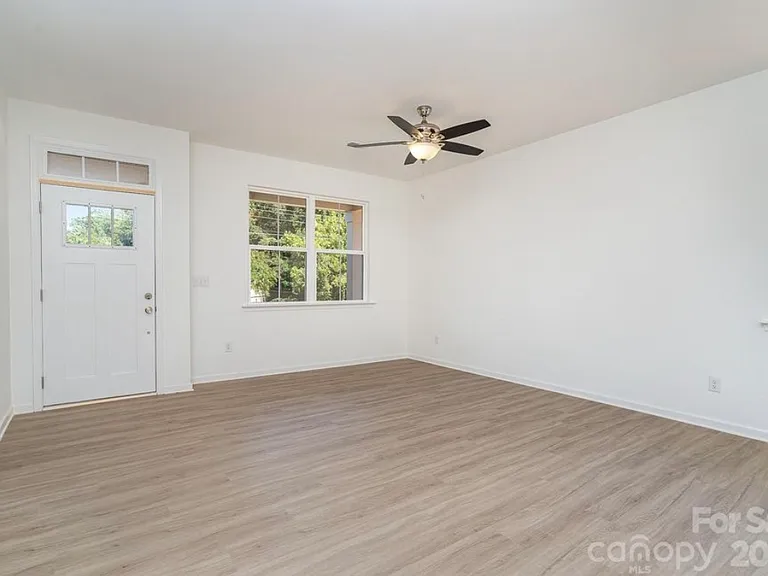 1812 Purser Dr — Photo 6