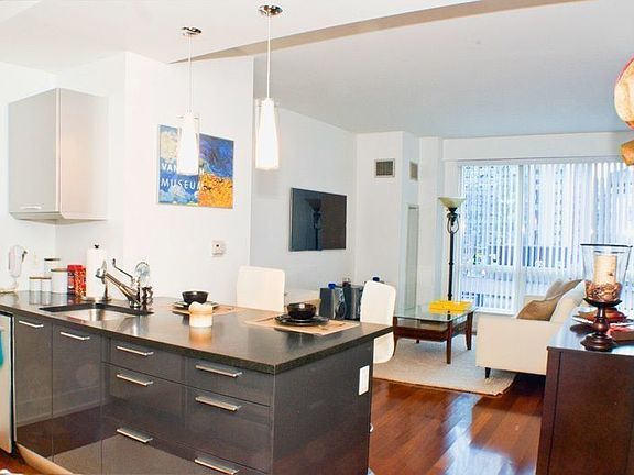 3rd image of 350 W 42nd St #12HH
