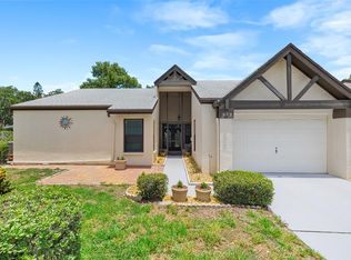 932 Rosewood Ln, Palm Harbor, FL 34684