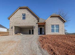 606 Farm Of The Smokies Way, Maryville, TN 37804