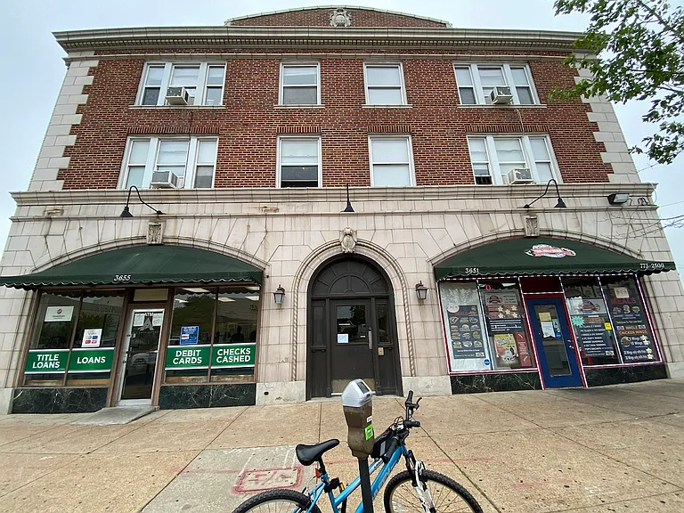 Situated along the vibrant South Grand corridor, this historic, classic brick building offers historic charm and an unbeatable central location.