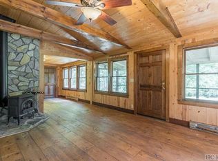 199 Tall Pines Rd, Scaly Mountain, NC 28775