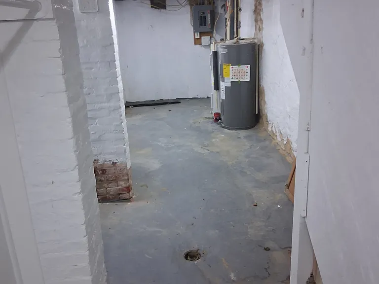 20 Oak St #1 — Photo 11