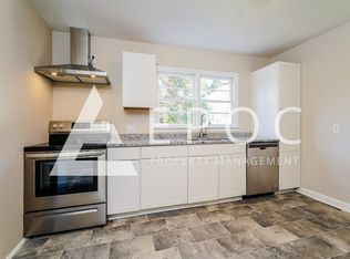 232 Willowood Dr, High Point, NC 27260