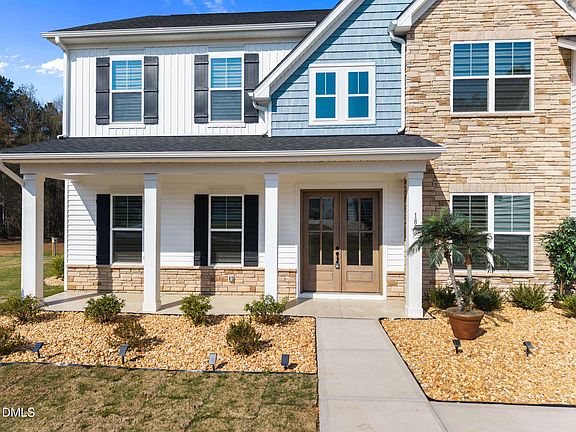 4th image of 188 Flight Pattern Way