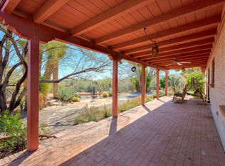615 W Paseo Potrerro, Green Valley, AZ 85622