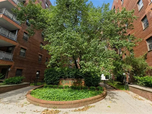 1275 East 51st Street image 1 of 11